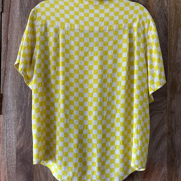 Wray Button Down Checkered Shirt - Picture 3 of 3